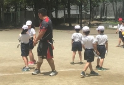 タグラグビー教室を開催しました！（日野市立七生緑小学校）