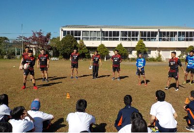 ラグビー教室を開催しました！（七生特別支援学校）